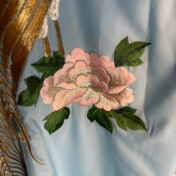 KIMONO Sz L (estimated) Made in Japan Lined Embroidered Peacock Lightweight Long - Picture 8 of 13